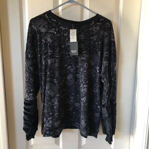 Simply Vera Black sleepwear/loungewear top only.